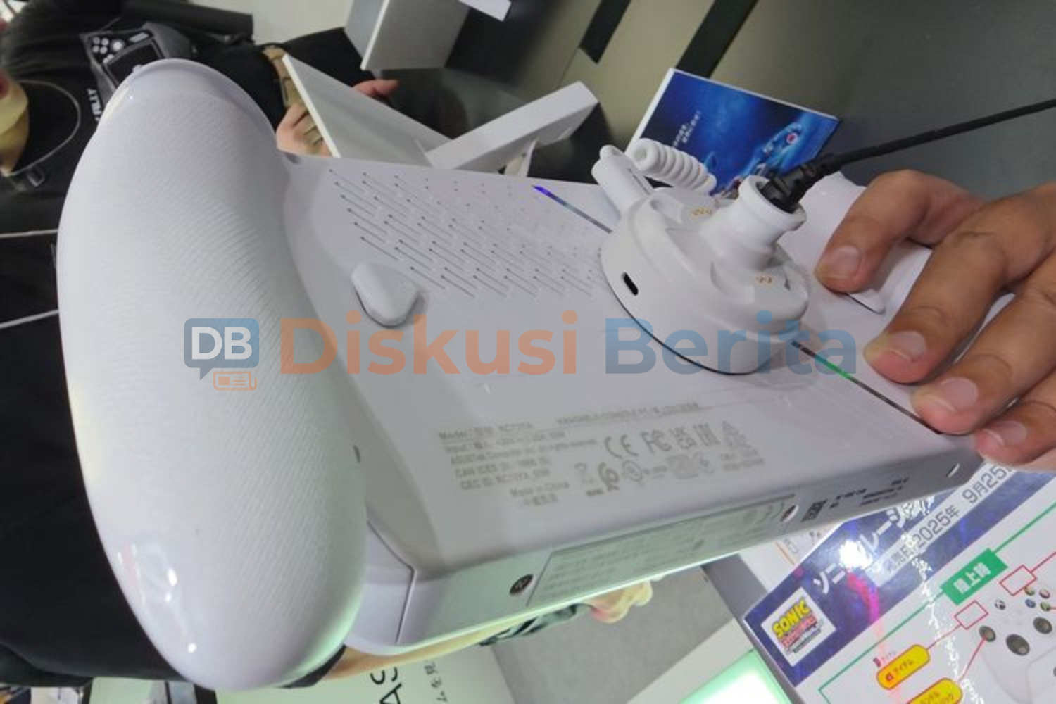 ROG Ally X vs ROG Ally Reguler di TGS 2025