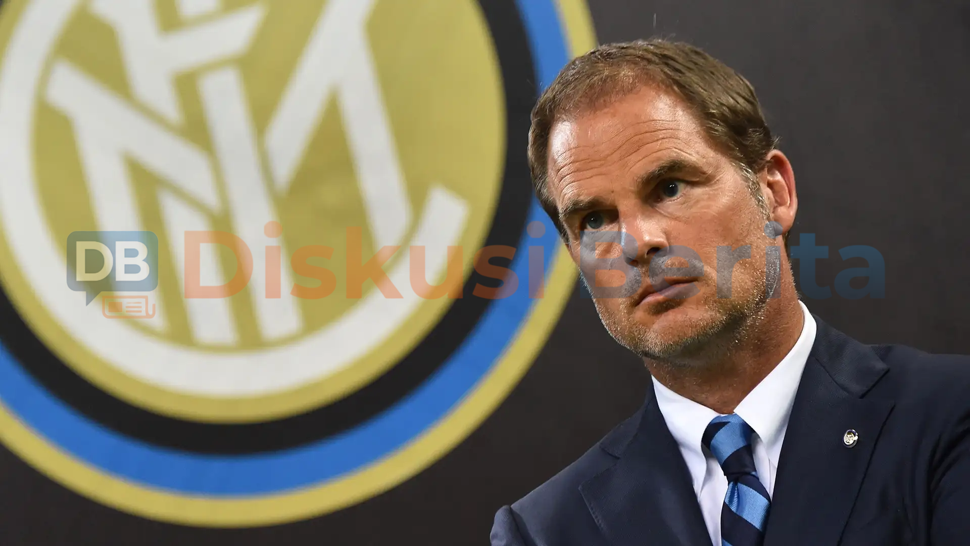 Geger Frank De Boer Peluk Simon Tahamata 2025