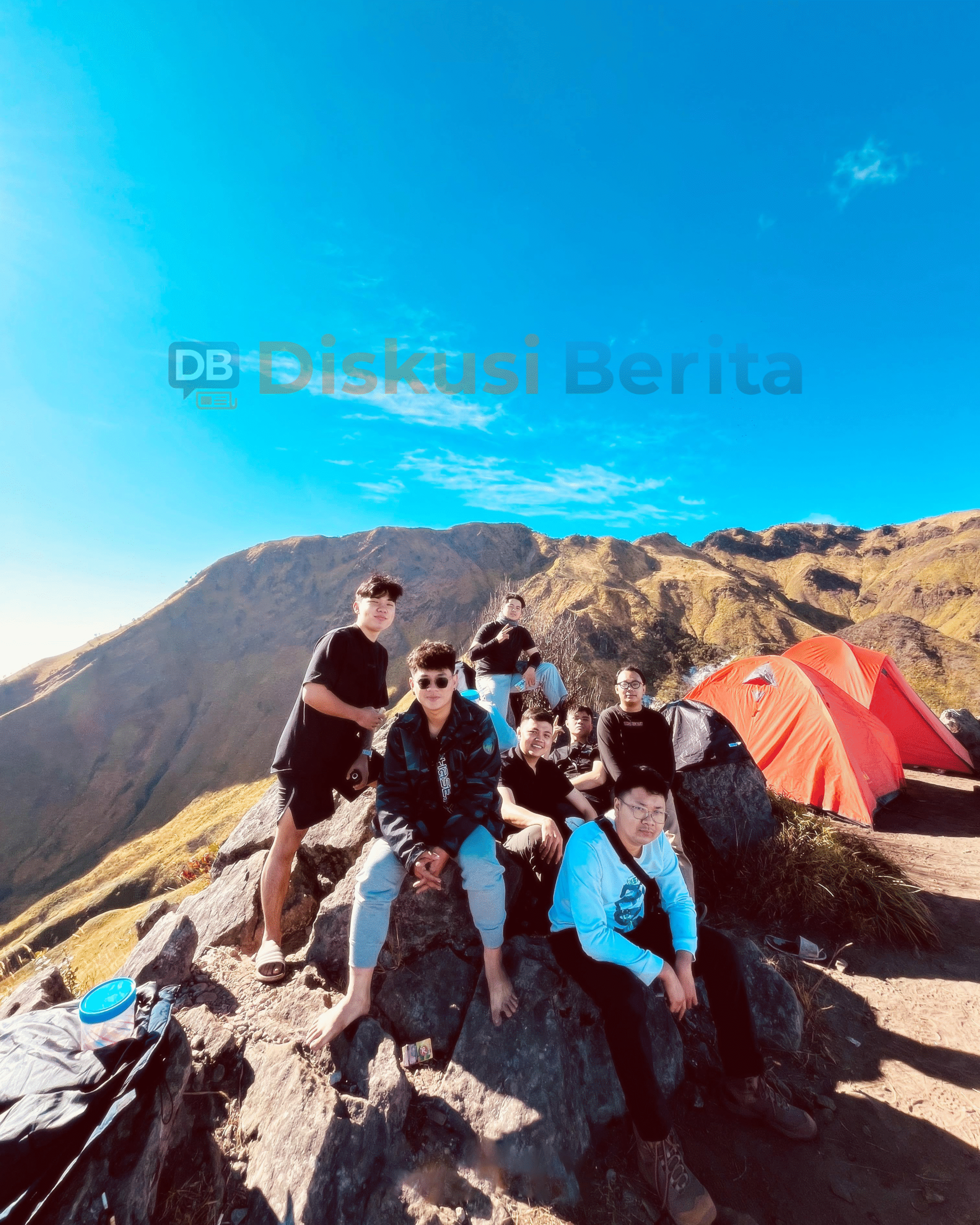 Gokil Gunung Merbabu dan Keajaiban 7 Puncak Lain