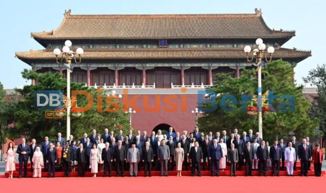 80 Tahun Taiwan: GELORA AKBAR KEKUATAN SUPER Tiongkok!