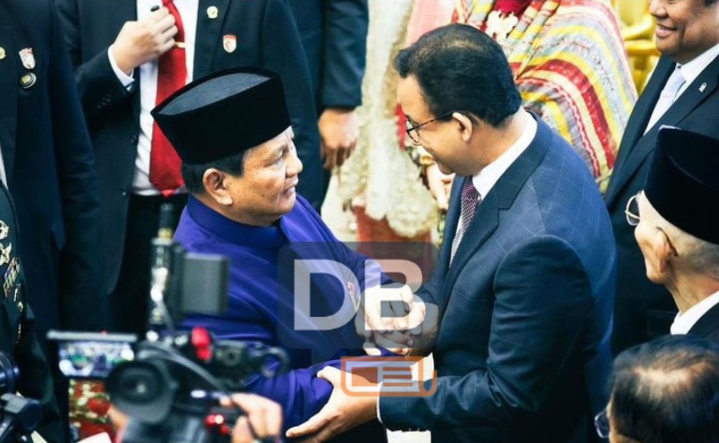 Kode Politik Tersirat dalam Doa Anies Tahun 2025