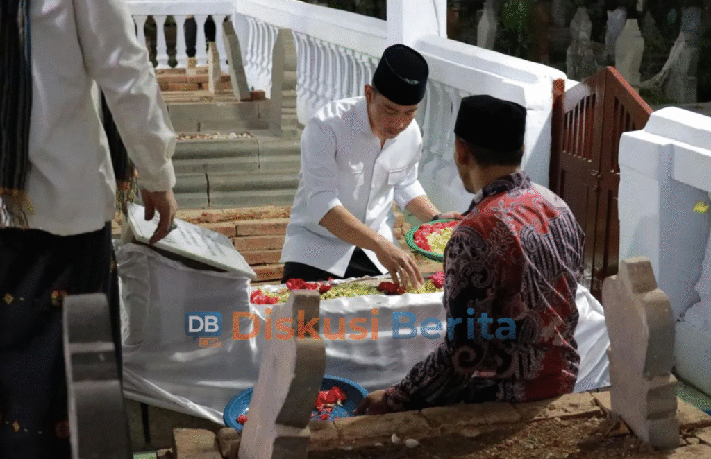 Gibran Ziarah ke Makam Ulama Besar Buntet 2025
